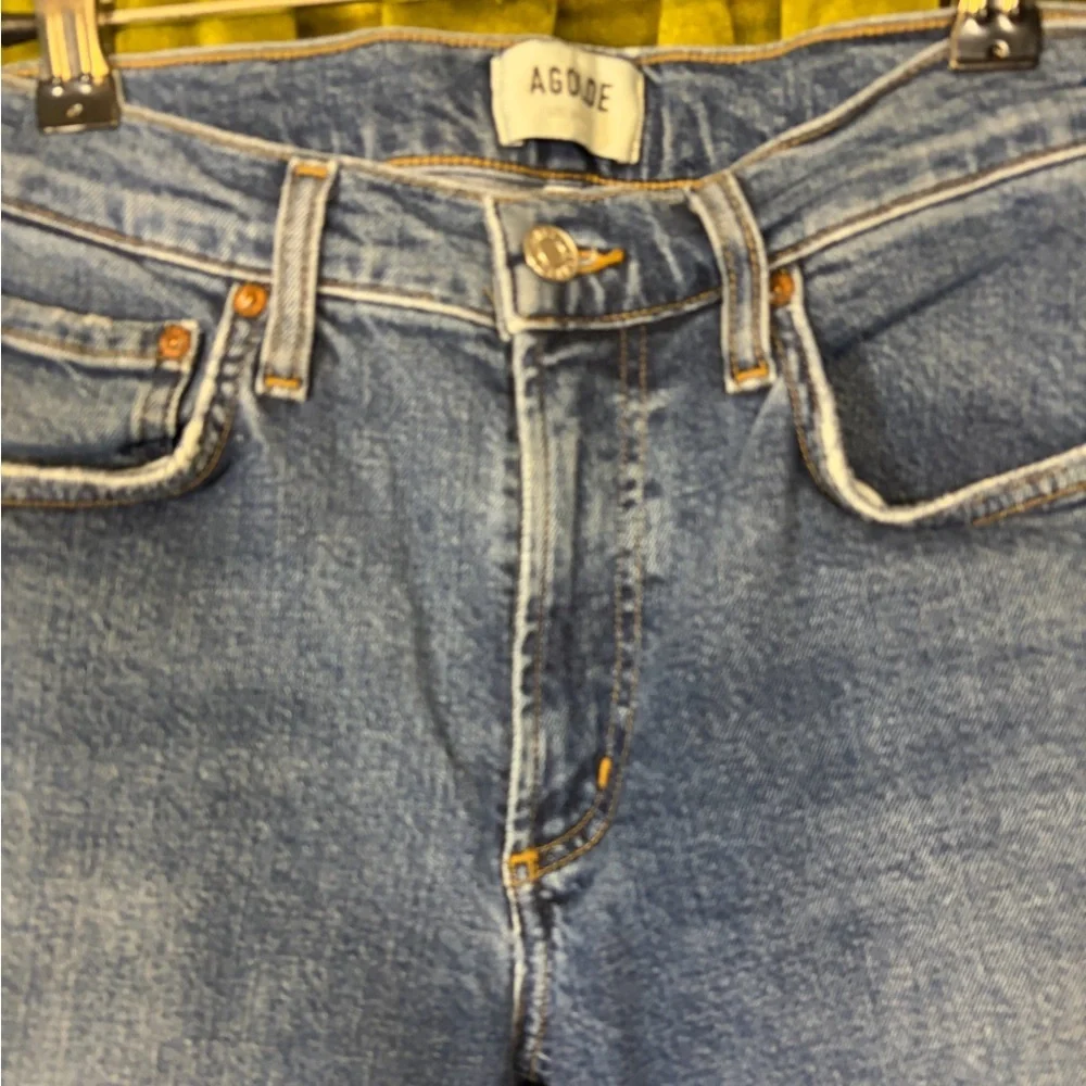 AGOLDE KYE Medium Wash Raw Hem Straight Leg Jean. Size 26. Retail $230 - Picture 4 of 6